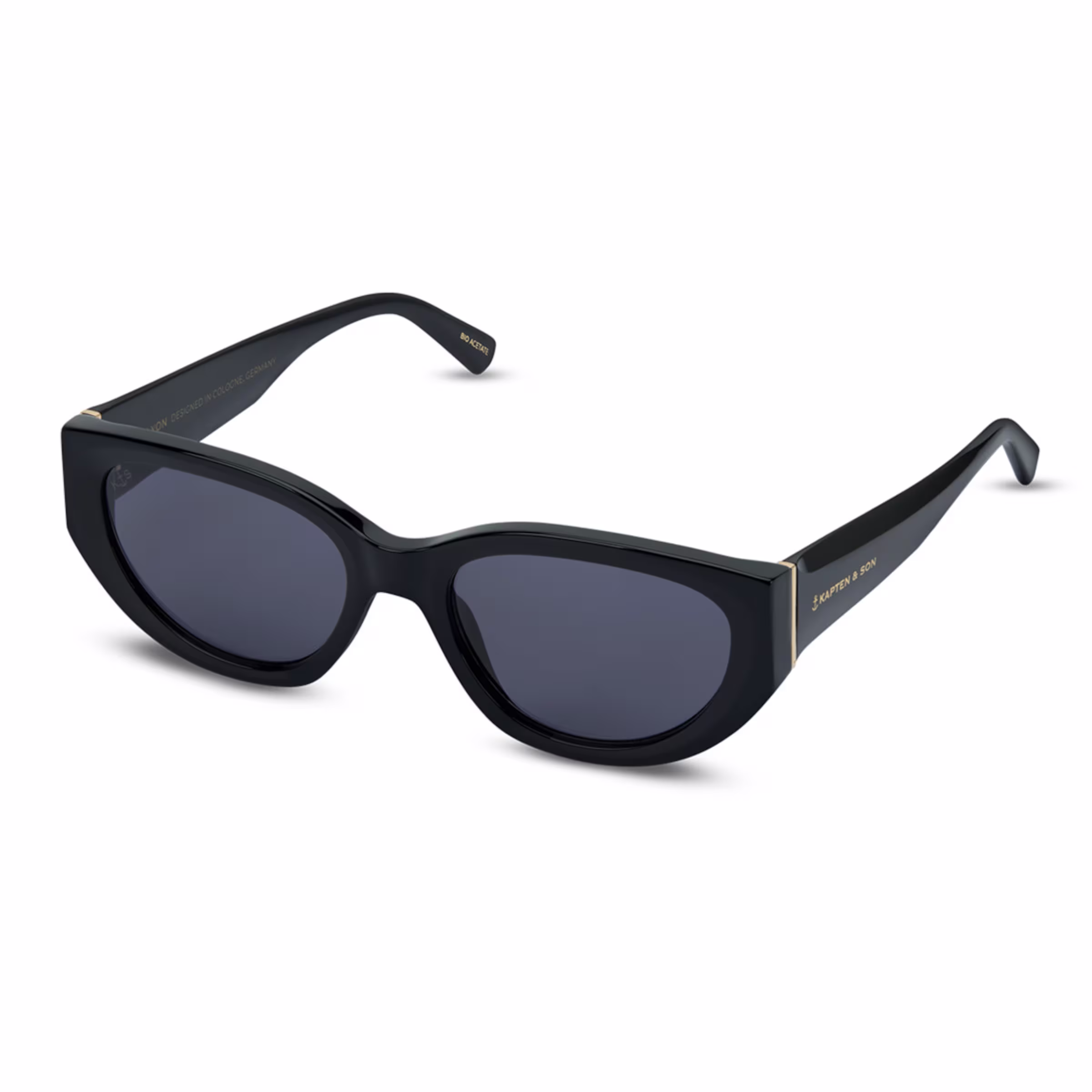 Lyon All Black