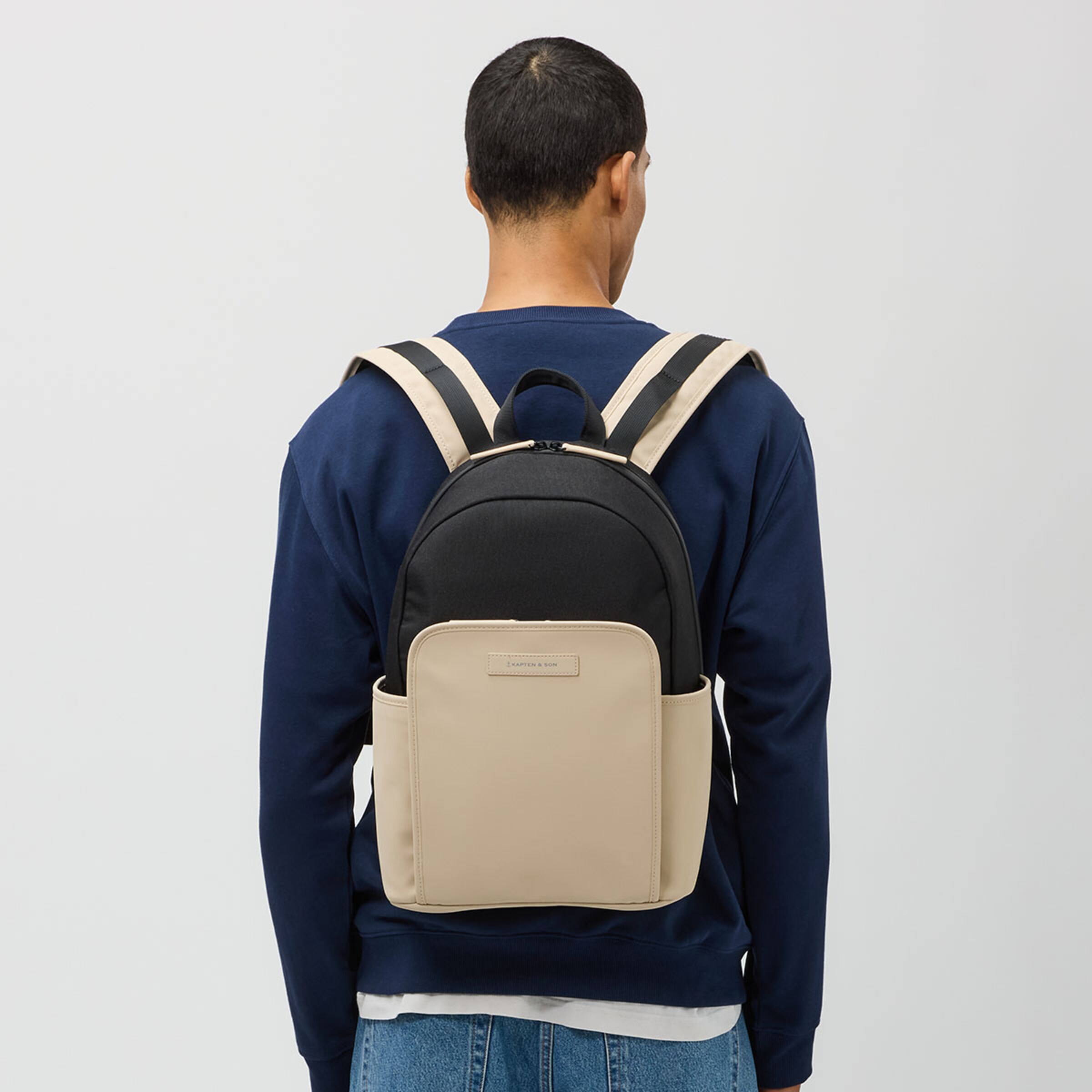 Aalborg Cream Black
