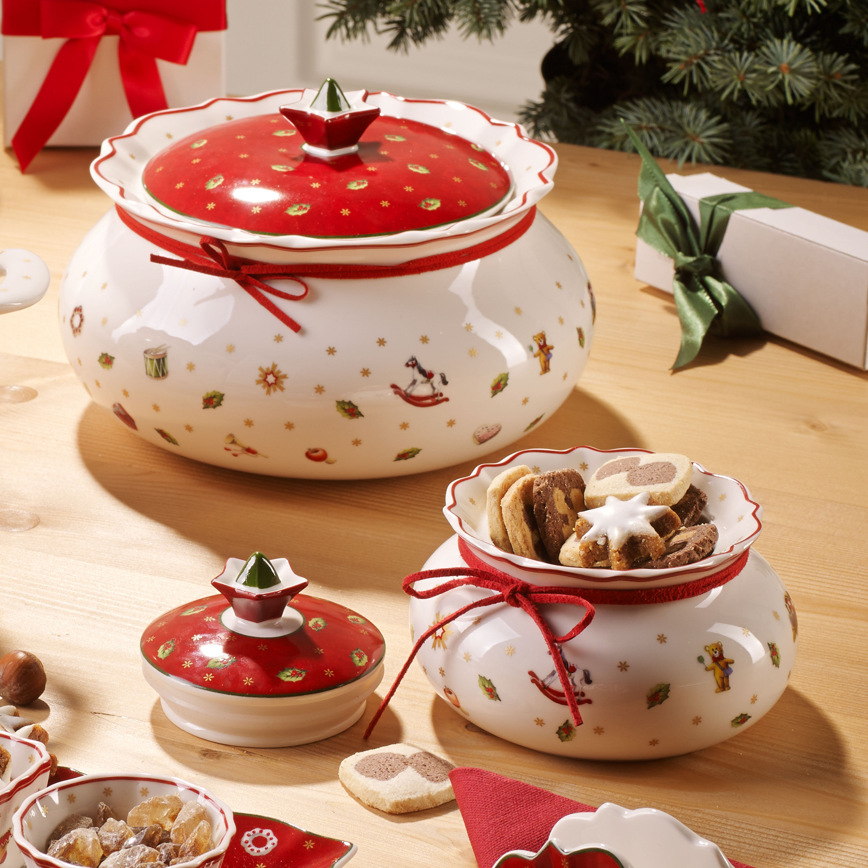 Toy's Delight Cookie box Red, 8.5''