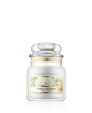 Yankee Candle Housewarmer Camelia Blossom 104g