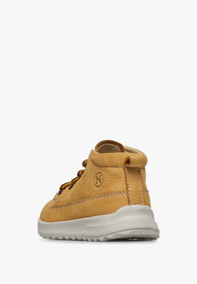 NATURINO KODRIGSneakers aus Veloursleder, Ockergelb