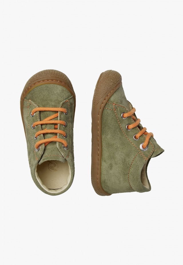 NATURINO COCOONLauflernschuhe aus Veloursleder, Militärgrün