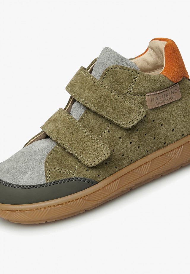 BAREFOOT SMARTINEYSneakers aus Nappa- und Veloursleder, Militärgrün-Orange