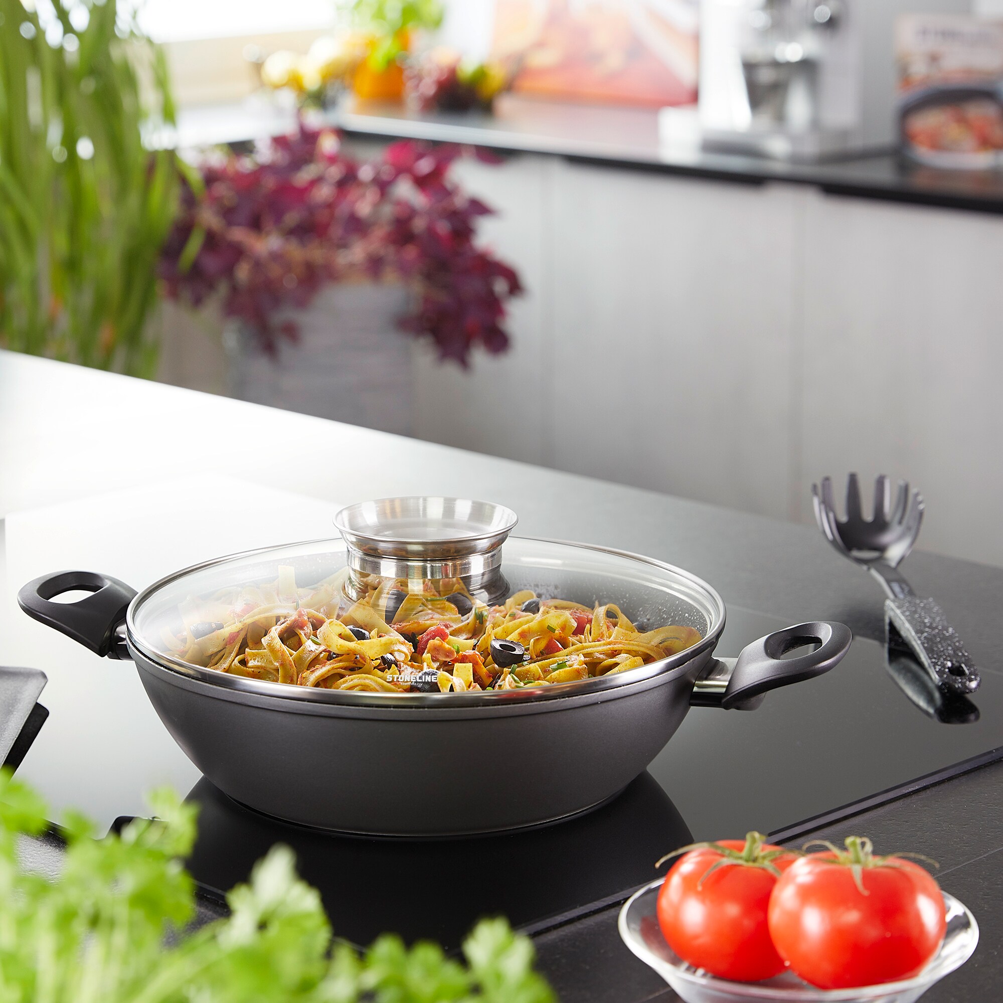 STONELINE® CERAMIC Servierpfanne 24 cm, Keramik-Beschichtung, mit Aroma-Glasdeckel