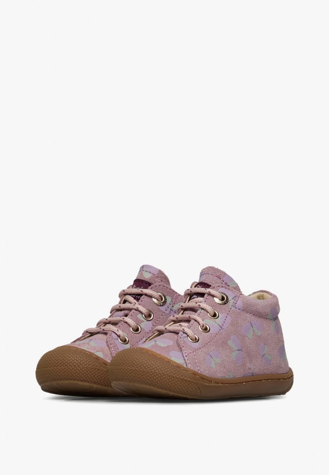 NATURINO COCOONLauflernschuhe aus Veloursleder mit Schmetterlingsprint, Rosa