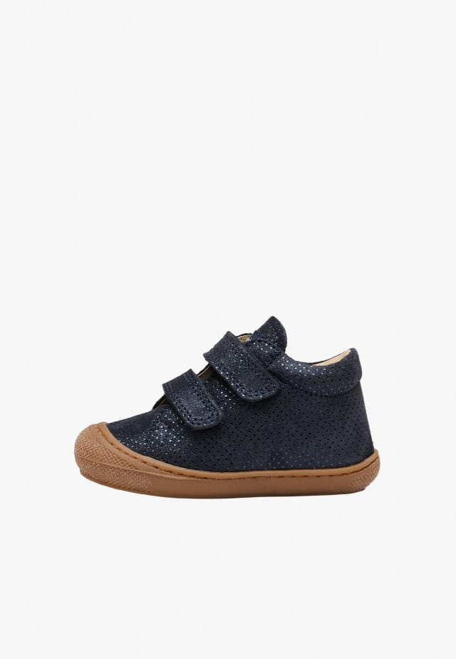 NATURINO COCOON VLLauflernschuhe aus Veloursleder in Glitter-Optik, Blau