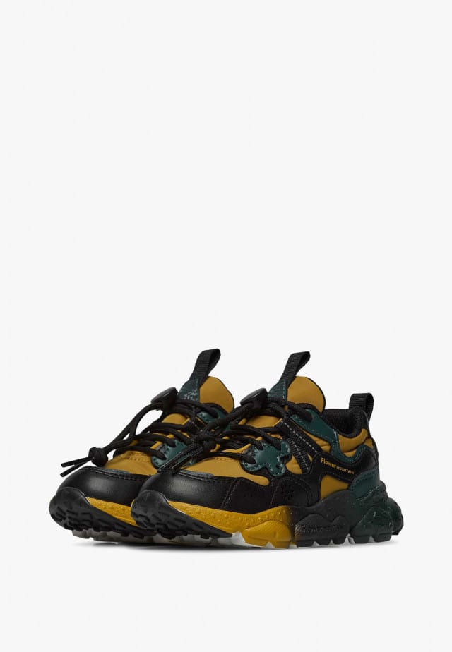 YAMANO 3 JUNIOR.Sneakers aus Kunstleder und technischem Gewebe, Schwarz-Kürbis