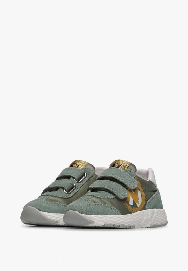 NATURINO JESKO 2 VL.Sneakers aus Veloursleder und technischem Gewebe, Salbei-Weiß