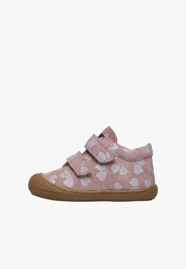 NATURINO COCOON VLLauflernschuhe aus Veloursleder mit Schmetterlingsprint, Rosa