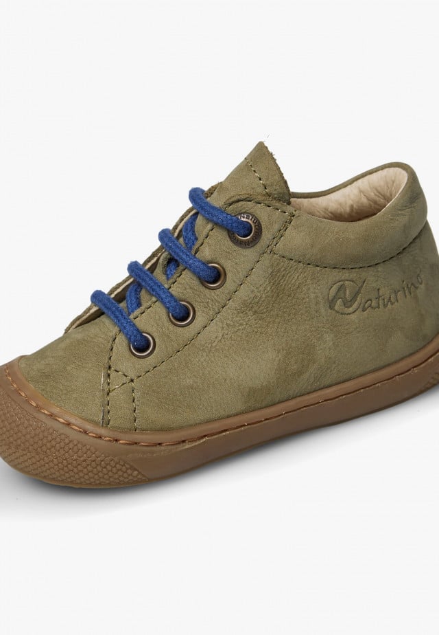 NATURINO COCOONLauflernschuhe aus Veloursleder, Militärgrün