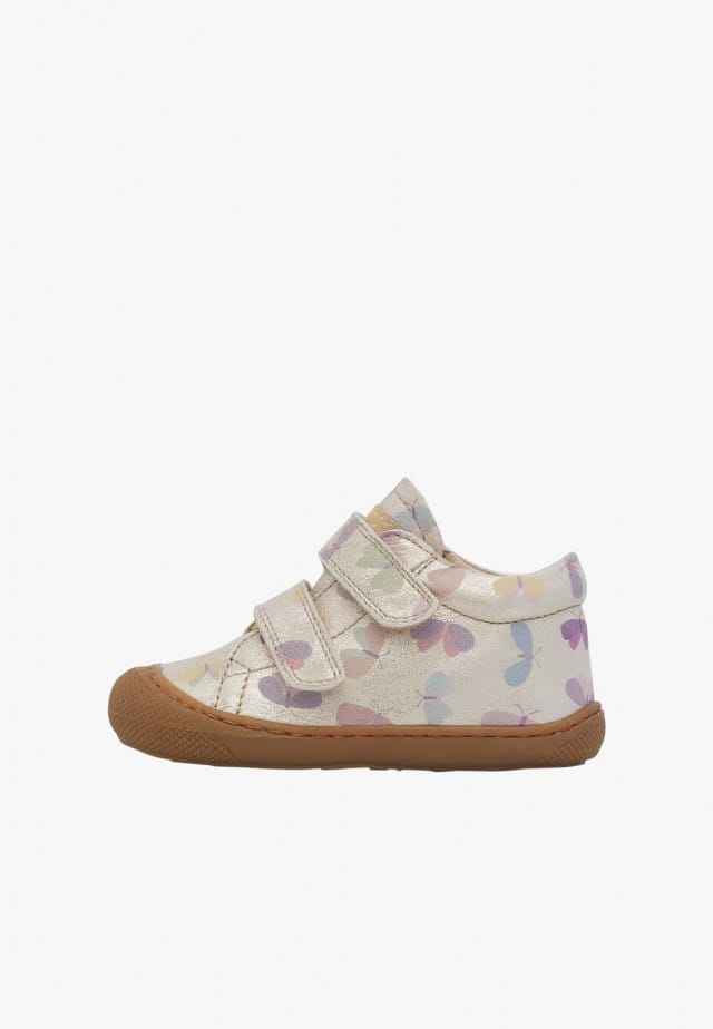 NATURINO COCOON VLLauflernschuhe aus Metallic-Leder mit Schmetterlingen, Platin