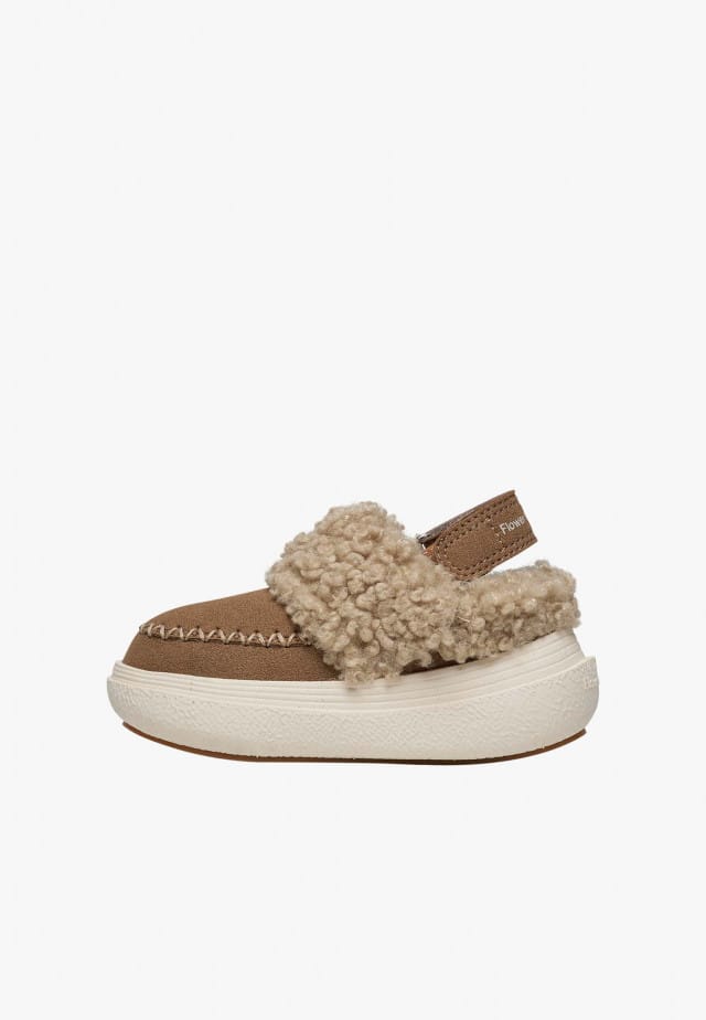 KYOKO JUNIOR.Sneakers aus Kunstleder und Wolle, Braun