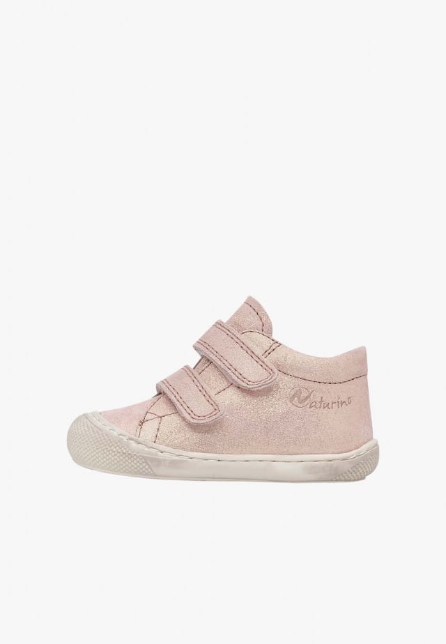 NATURINO COCOON VLLauflernschuhe aus Veloursleder in Glitter-Optik, Rosa