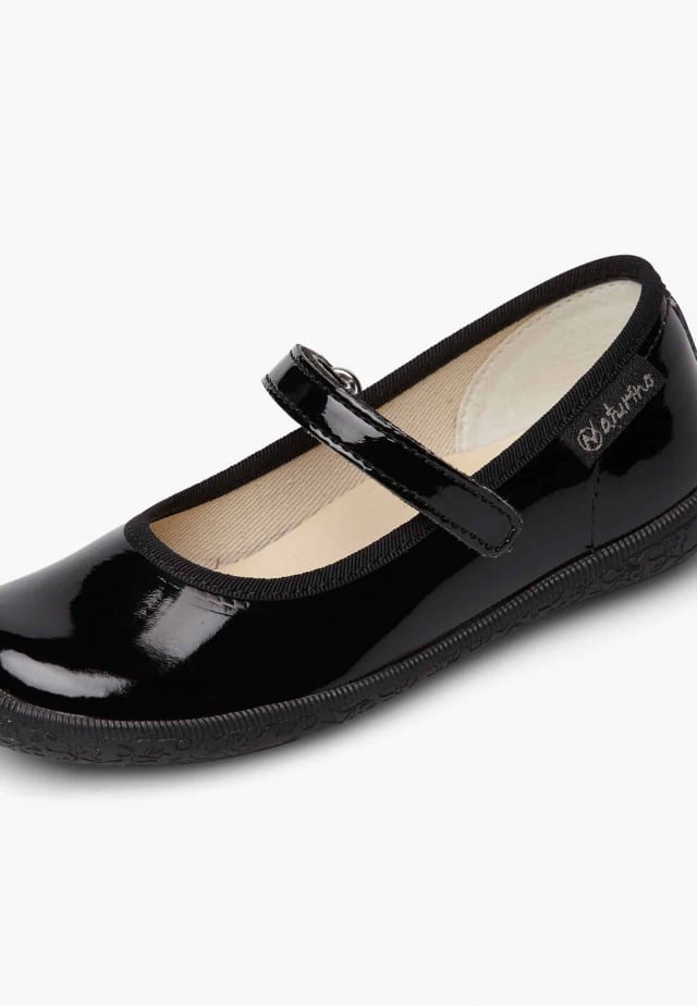 NATURINO PAVIABallerinas mit Riemchen aus Lackleder, Schwarz