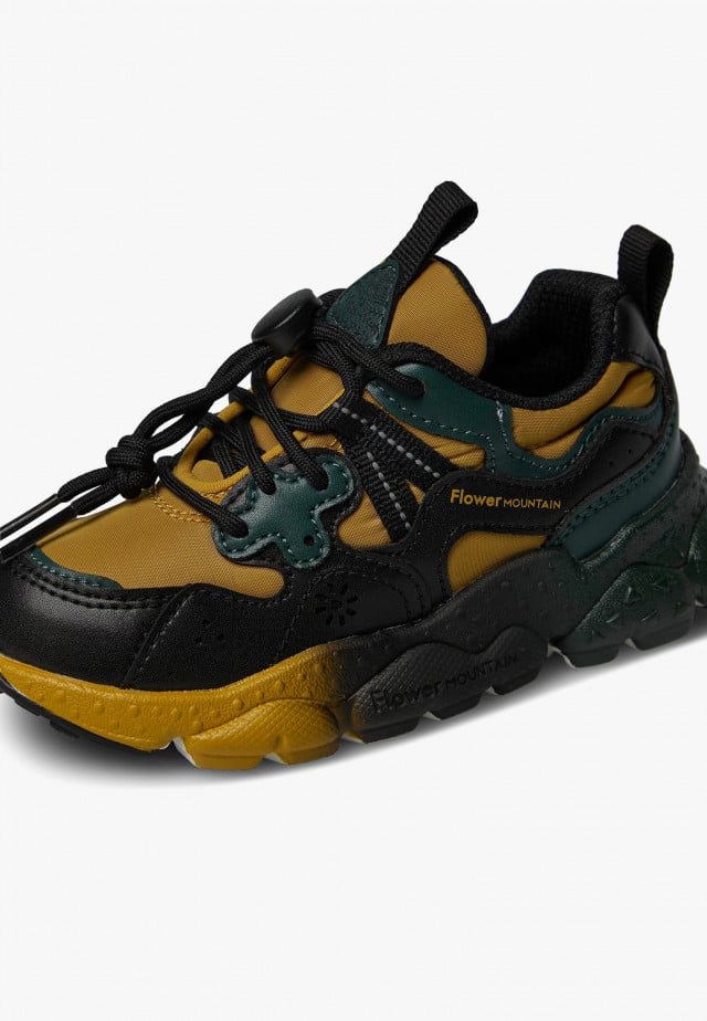 YAMANO 3 JUNIOR.Sneakers aus Kunstleder und technischem Gewebe, Schwarz-Kürbis