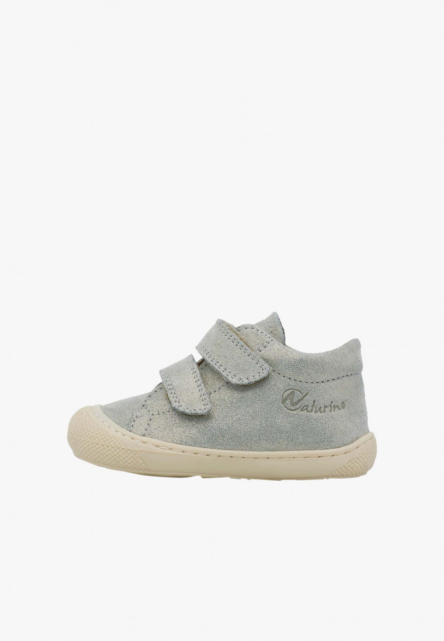NATURINO COCOON VLLauflernschuhe aus glitzerndem Veloursleder, Salbei