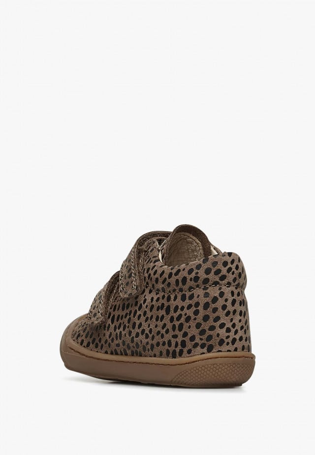 NATURINO COCOON VLLauflernschuhe aus Veloursleder mit Pony-Print, Tabak