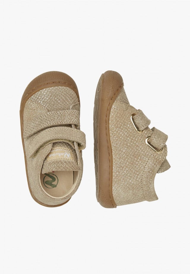 NATURINO COCOON VLLauflernschuhe aus Metallic-Veloursleder, Platin