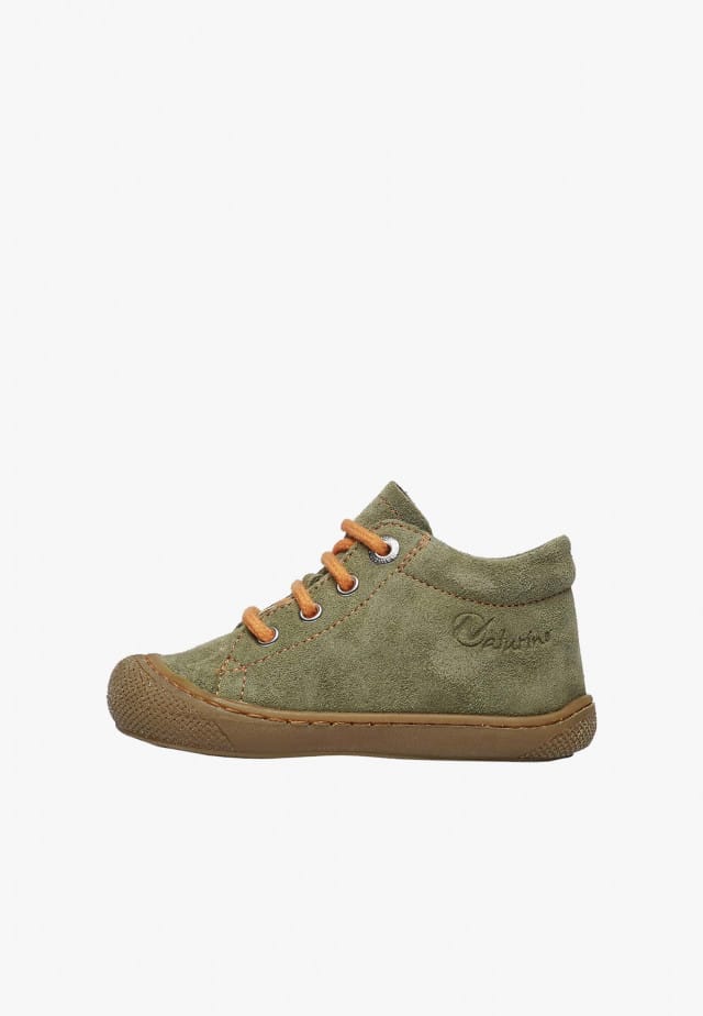 NATURINO COCOONLauflernschuhe aus Veloursleder, Militärgrün