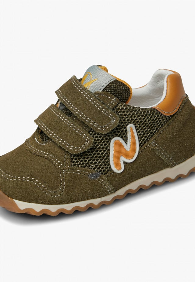 NATURINO SAMMY 2 VL.Sneakers aus Veloursleder und Gewebe, Militärgrün-Kürbis