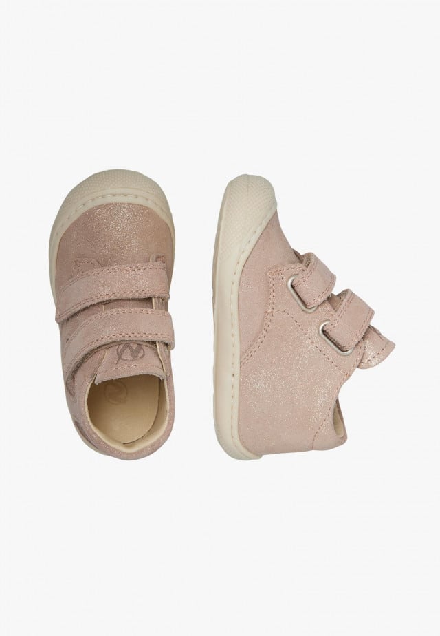 NATURINO MIDORY VLLauflernschuhe aus glitzerndem Veloursleder, Puderrosa