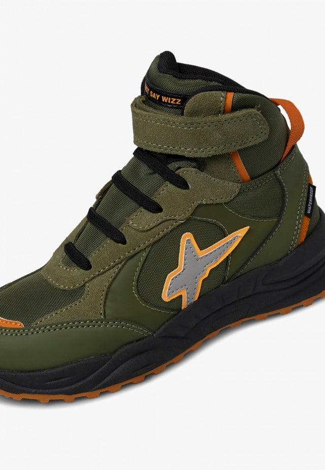 CHEWINGUM JUNIOR WP.Sneakers aus Leder und technischem Gewebe, Militärgrün