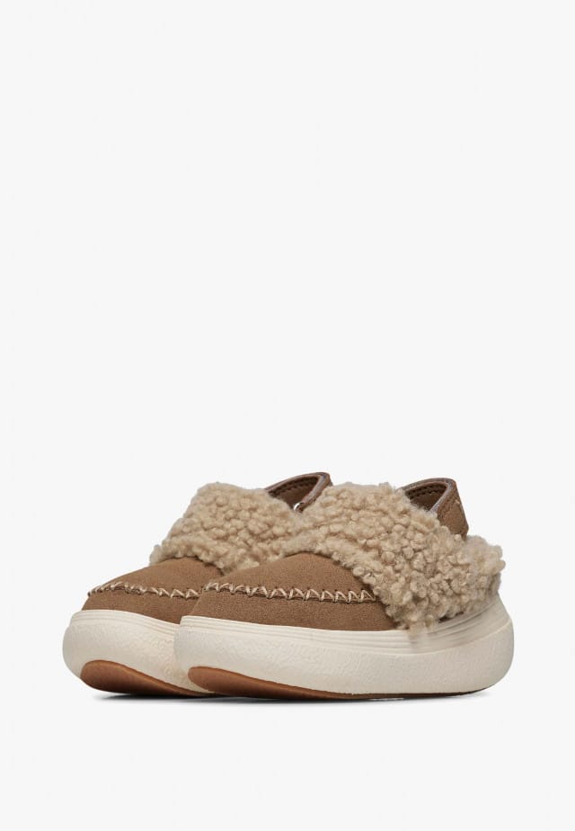 KYOKO JUNIOR.Sneakers aus Kunstleder und Wolle, Braun