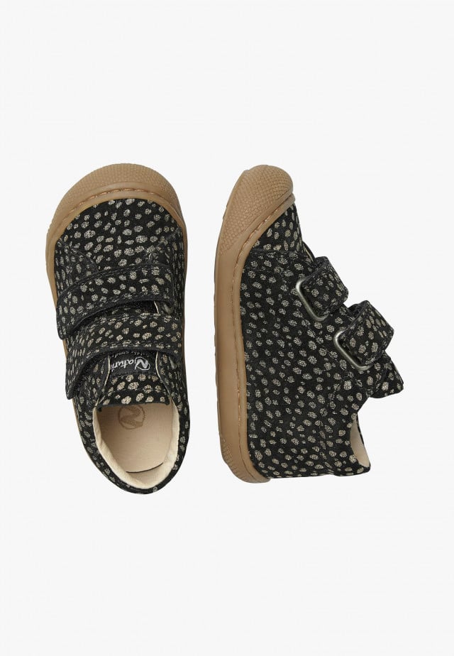 NATURINO COCOON VLLauflernschuhe aus Veloursleder mit Pony-Print, Schwarz-Platin