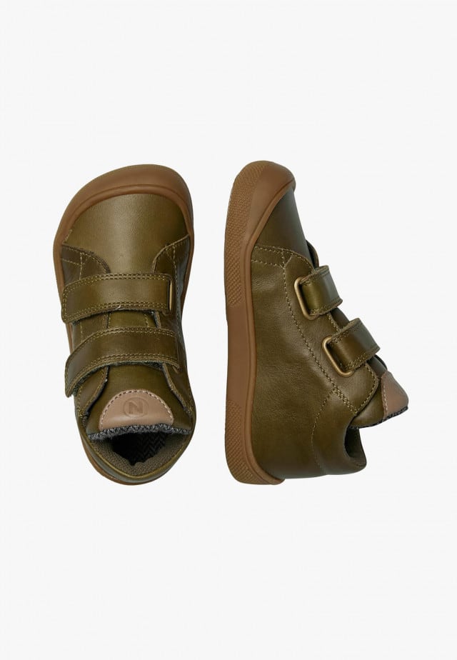 NATURINO GIMBA VL WPBarfuß hohe Sneakers aus Leder, Militärgrün