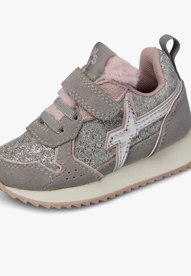 JET-BABY.Sneakers aus technischem Gewebe und Veloursleder, Silber