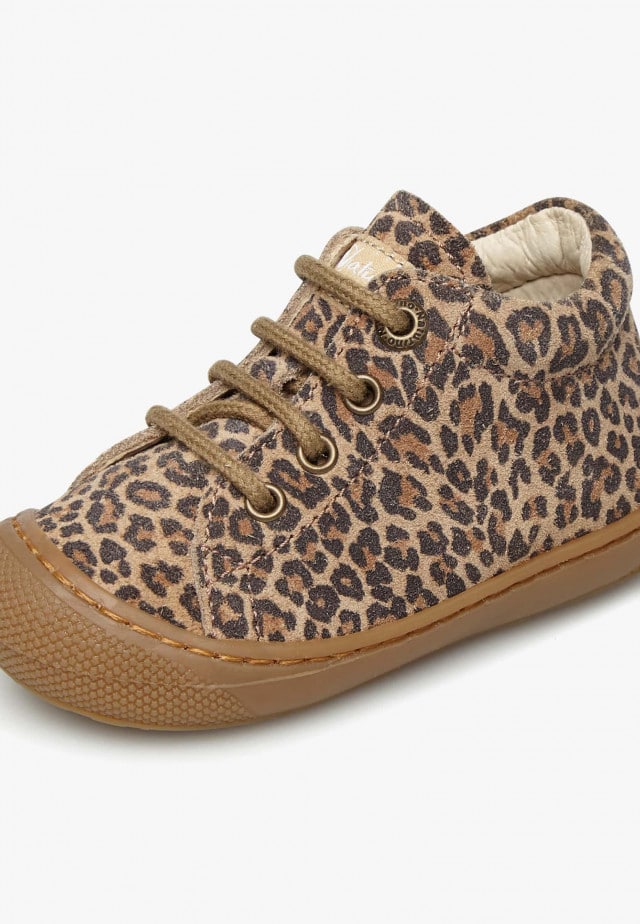 NATURINO COCOONLauflernschuhe aus Veloursleder mit Leoparden-Print, Braun