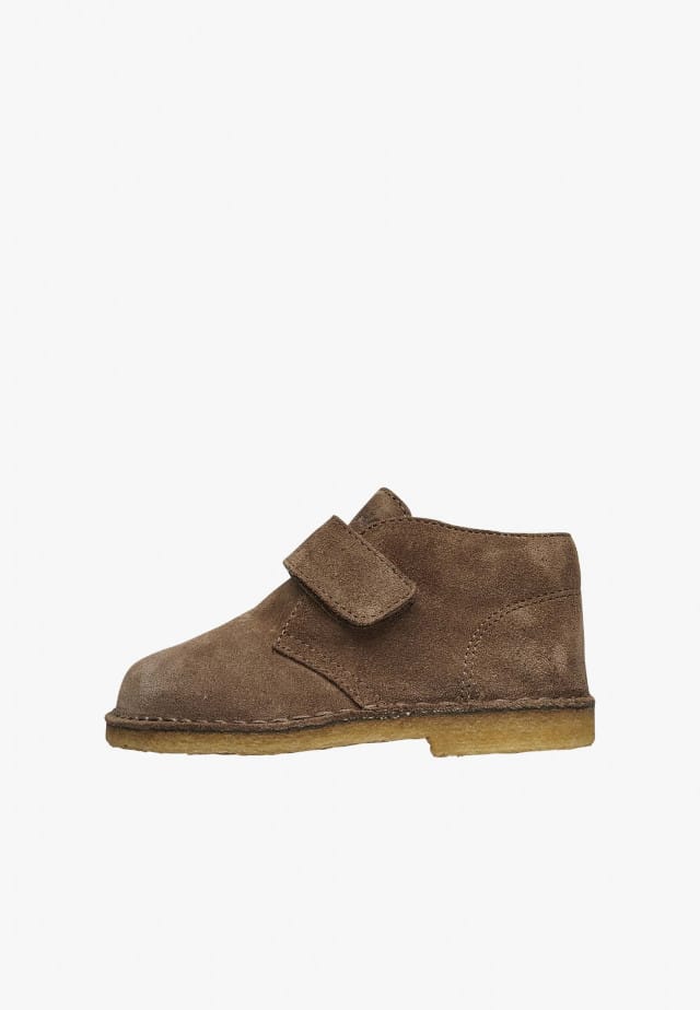 NATURINO CHOCODesert Boots aus Veloursleder, Tabak