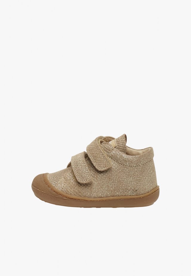 NATURINO COCOON VLLauflernschuhe aus Metallic-Veloursleder, Platin
