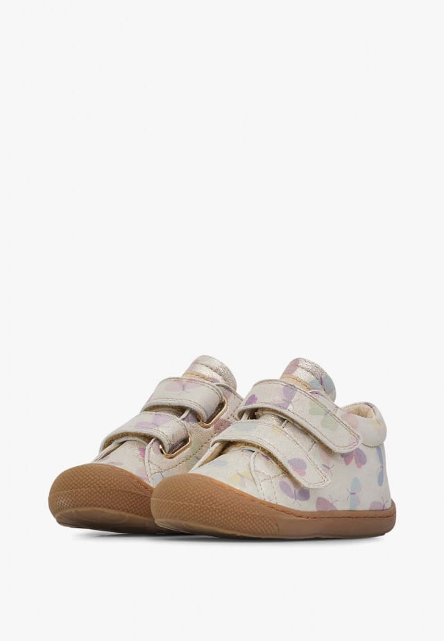 NATURINO COCOON VLLauflernschuhe aus Metallic-Leder mit Schmetterlingen, Platin