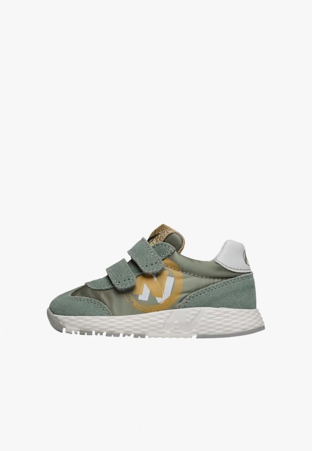 NATURINO JESKO 2 VL.Sneakers aus Veloursleder und technischem Gewebe, Salbei-Weiß