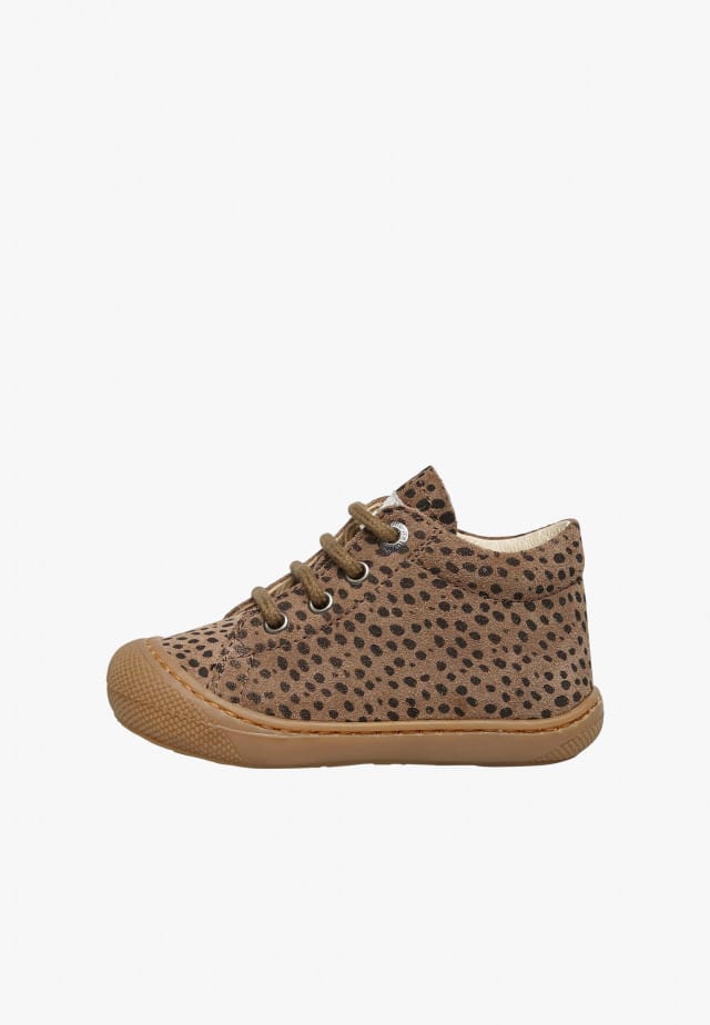 NATURINO COCOONLauflernschuhe aus Veloursleder mit Leoparden-Print, Tabak