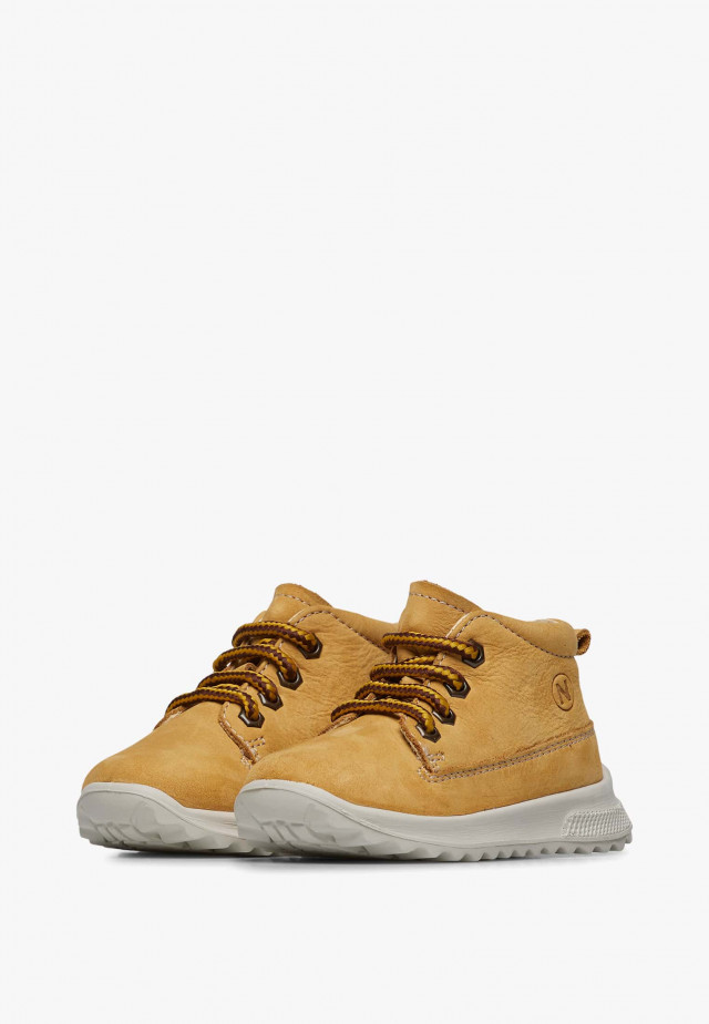 NATURINO KODRIGSneakers aus Veloursleder, Ockergelb