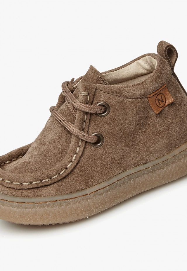 NATURINO KASDENSchuhe aus Veloursleder, Beige