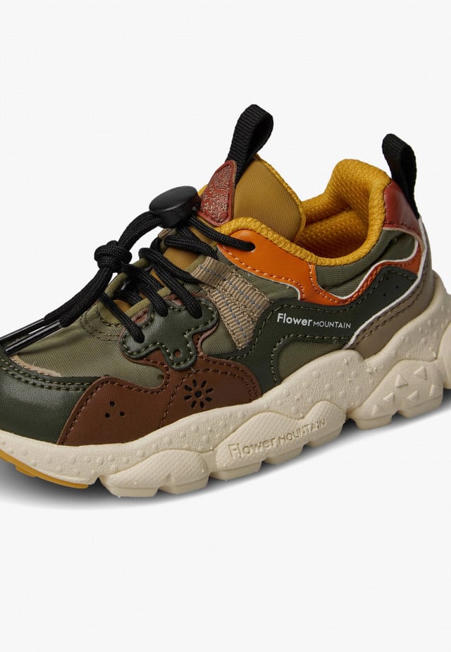 YAMANO 3 JUNIOR.Sneakers aus Kunstleder und technischem Gewebe, Militärgrün-Braun