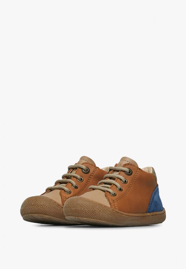 NATURINO ROMYLauflernschuhe aus Leder, Beige-Cognac