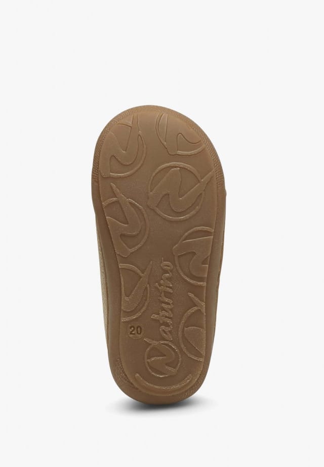 NATURINO COCOON VLLauflernschuhe aus Metallic-Veloursleder, Platin