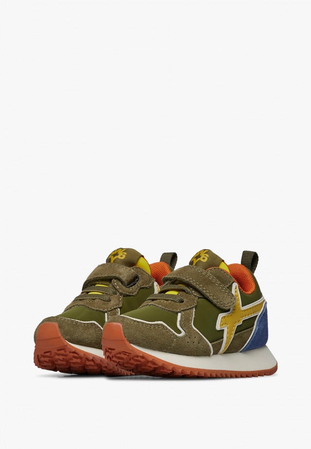 JET-BABY.Sneakers aus Veloursleder und technischem Gewebe, Militärgrün