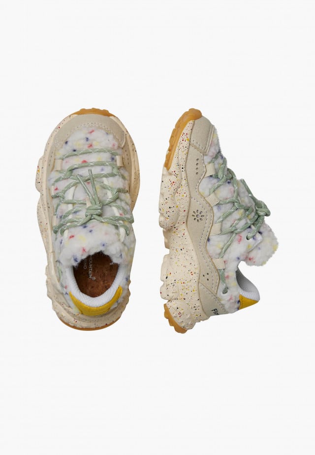 RAIKIRI JUNIOR.Sneakers aus Kunstleder und Wolle, Cremeweiß