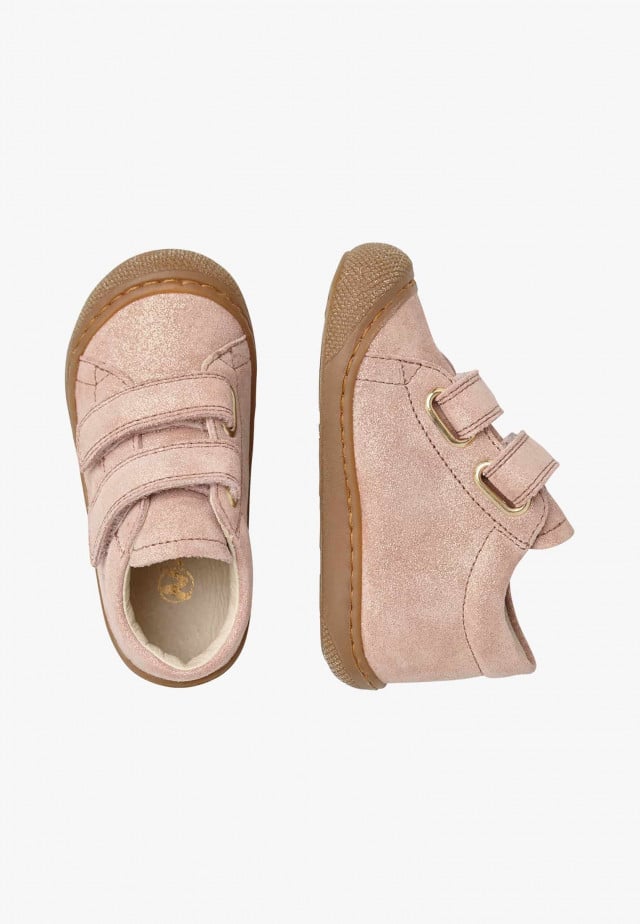NATURINO COCOON VLLauflernschuhe aus Veloursleder in Glitter-Optik, Altrosa