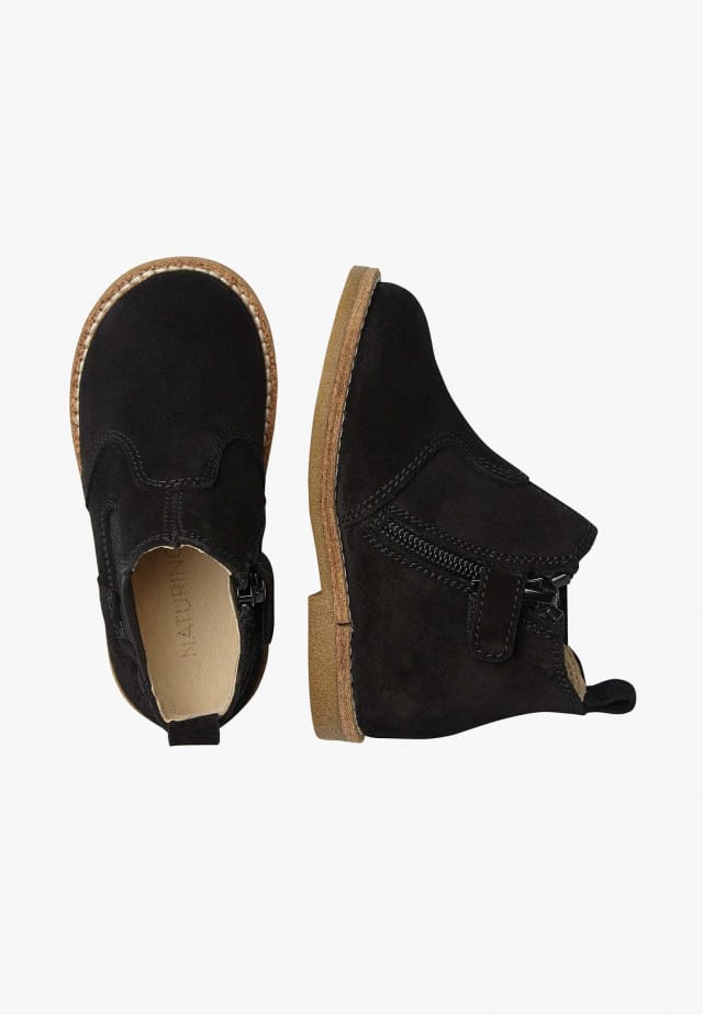NATURINO ARTHURChelsea-Boots aus Veloursleder mit Reißverschluss, Schwarz
