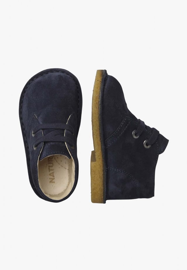 NATURINO MILKYDesert Boots aus Veloursleder, Blau