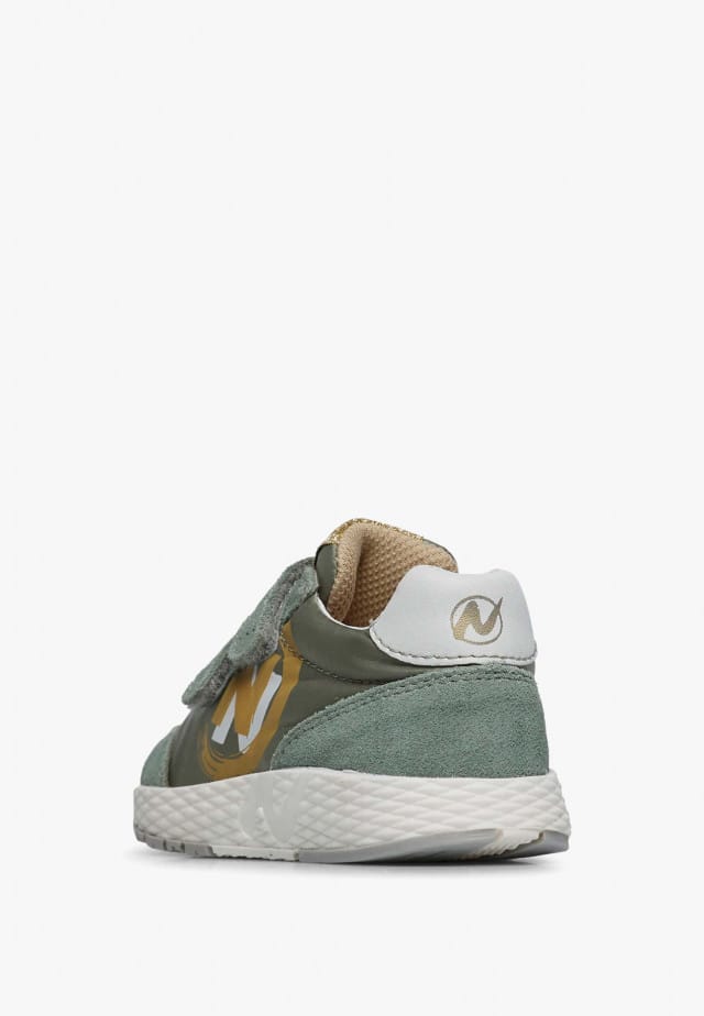 NATURINO JESKO 2 VL.Sneakers aus Veloursleder und technischem Gewebe, Salbei-Weiß