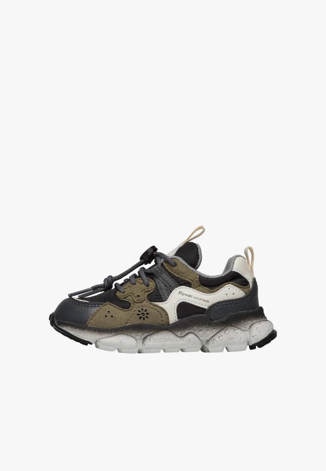 YAMANO 3 JUNIOR.Sneakers aus Kunstleder und technischem Gewebe, Schwarz-Militärgrün