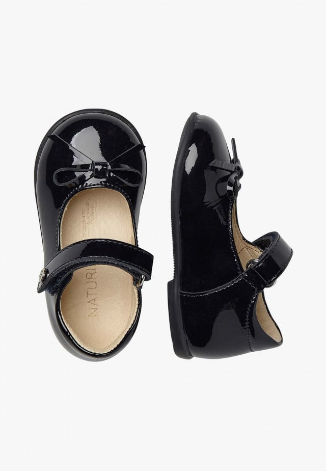 NATURINO BALLETBallerinas aus Lackleder mit Riemchen, Mitternachtsblau