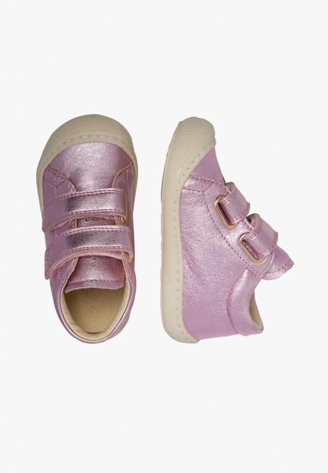NATURINO COCOON VLLauflernschuhe aus laminiertem Leder, Hellrosa